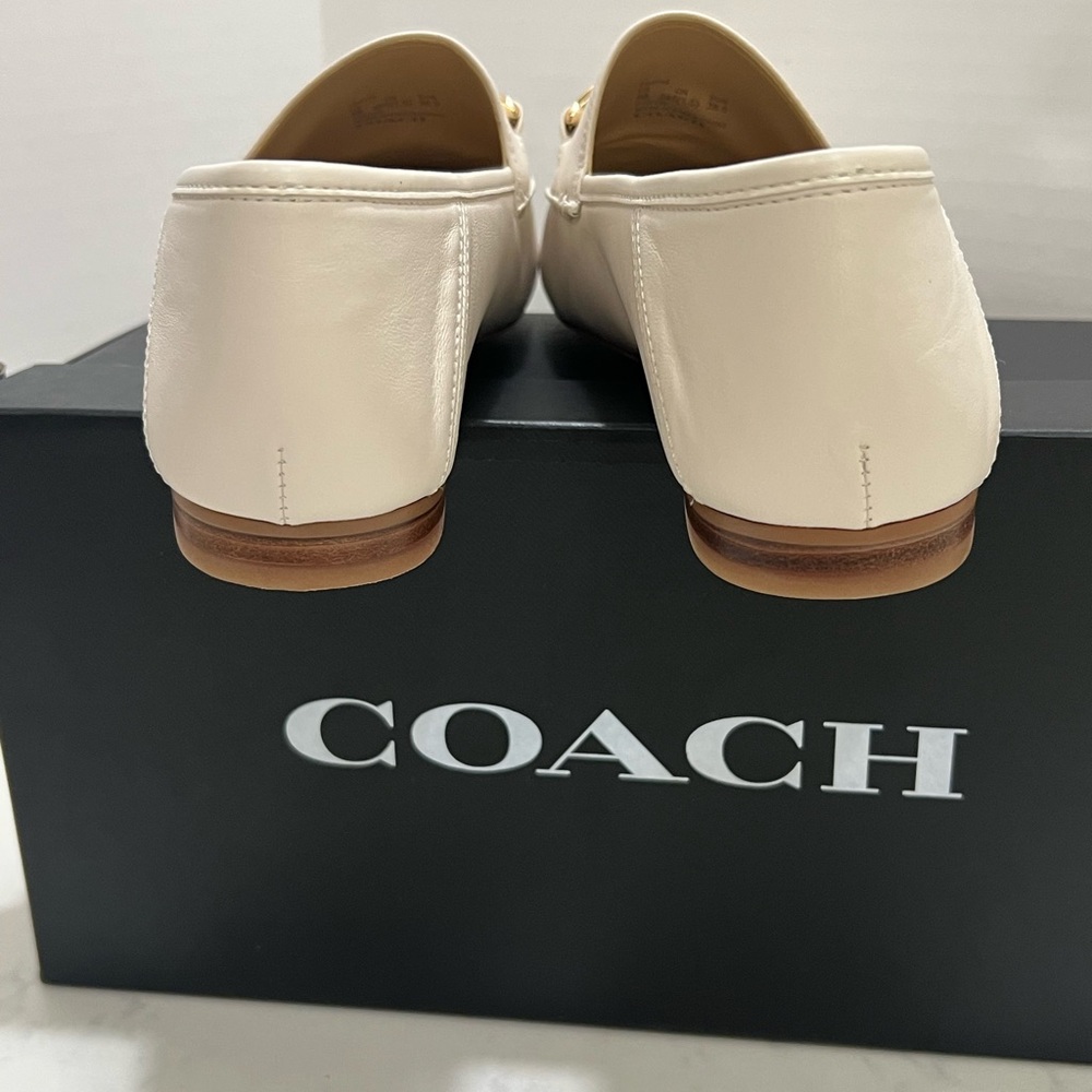 Coach Women's Cream Loafers with Gold Detail - Picture 11 of 14